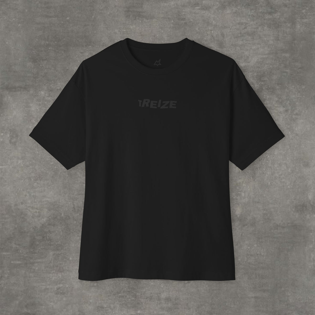 TREIZE Boxy Graphic Tee