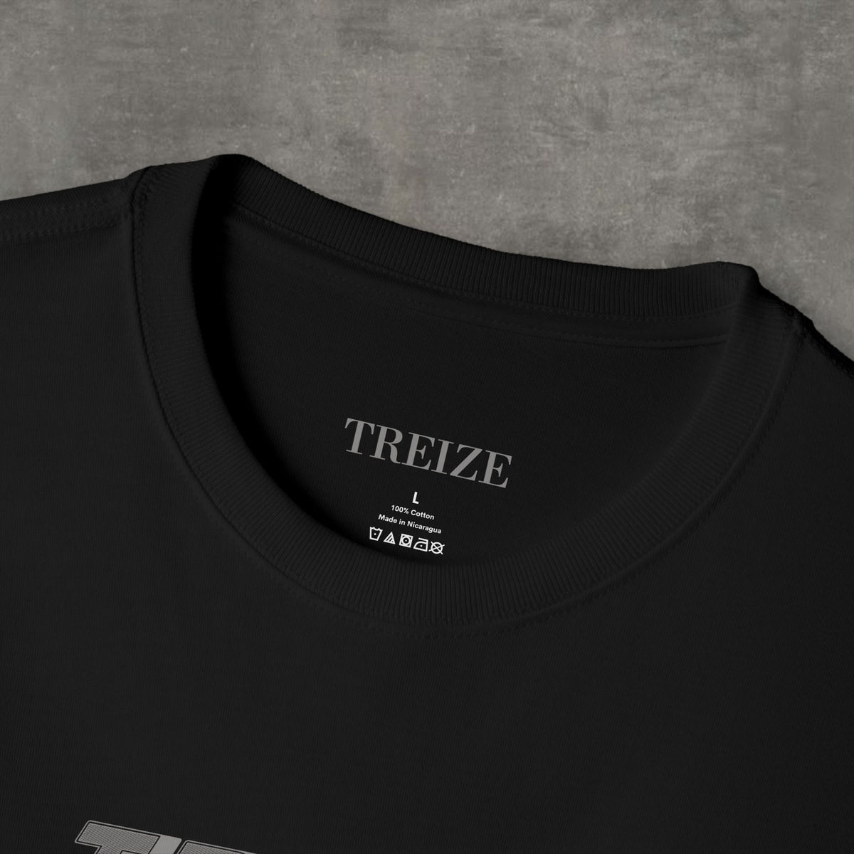 TREIZE Graphic Tee
