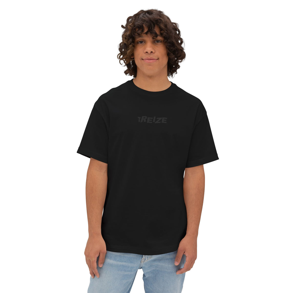 TREIZE Boxy Graphic Tee